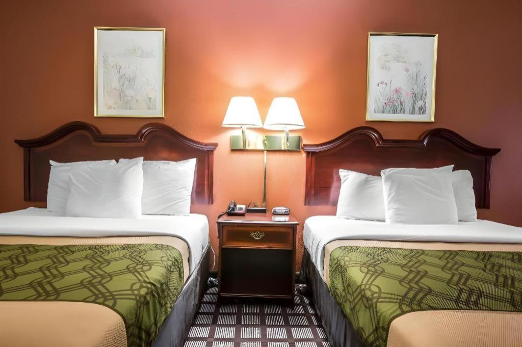 Econo Lodge South Garner Ngoại thất bức ảnh