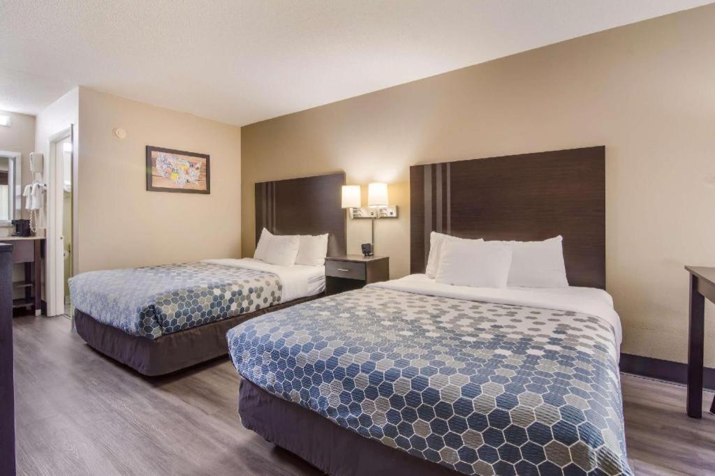 Econo Lodge South Garner Ngoại thất bức ảnh