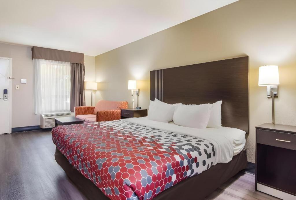 Econo Lodge South Garner Ngoại thất bức ảnh