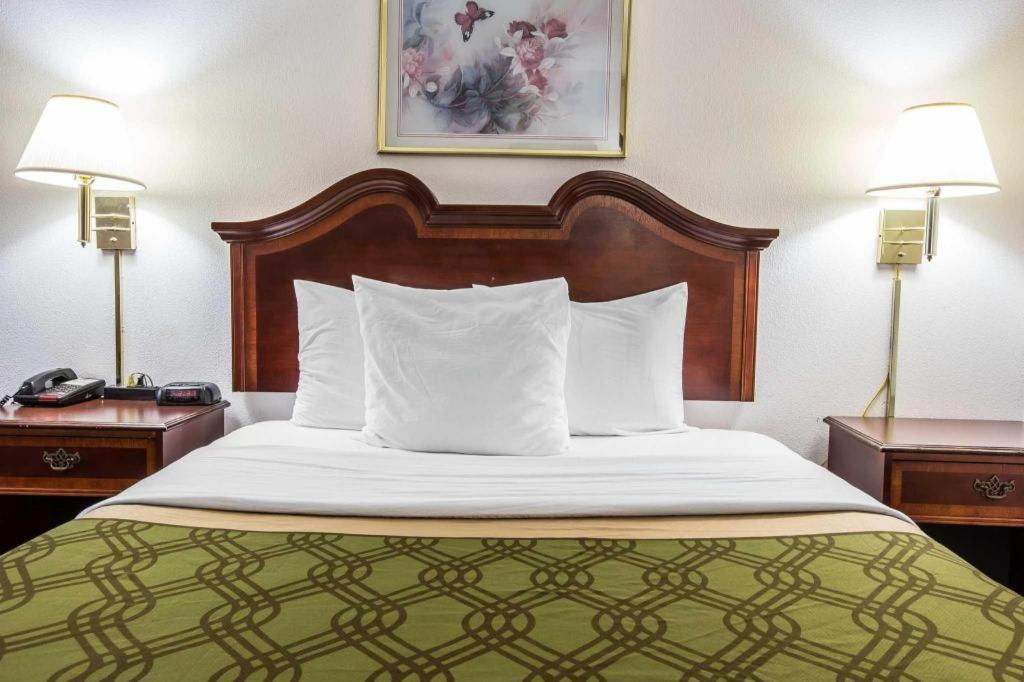 Econo Lodge South Garner Ngoại thất bức ảnh
