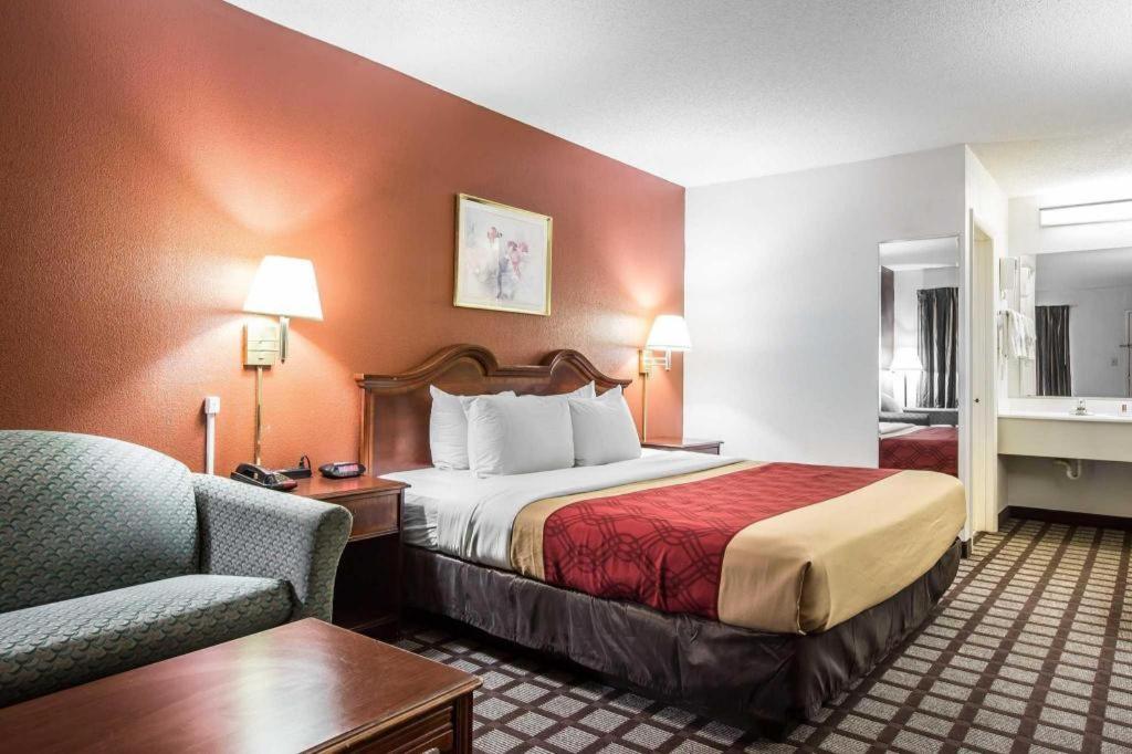 Econo Lodge South Garner Ngoại thất bức ảnh