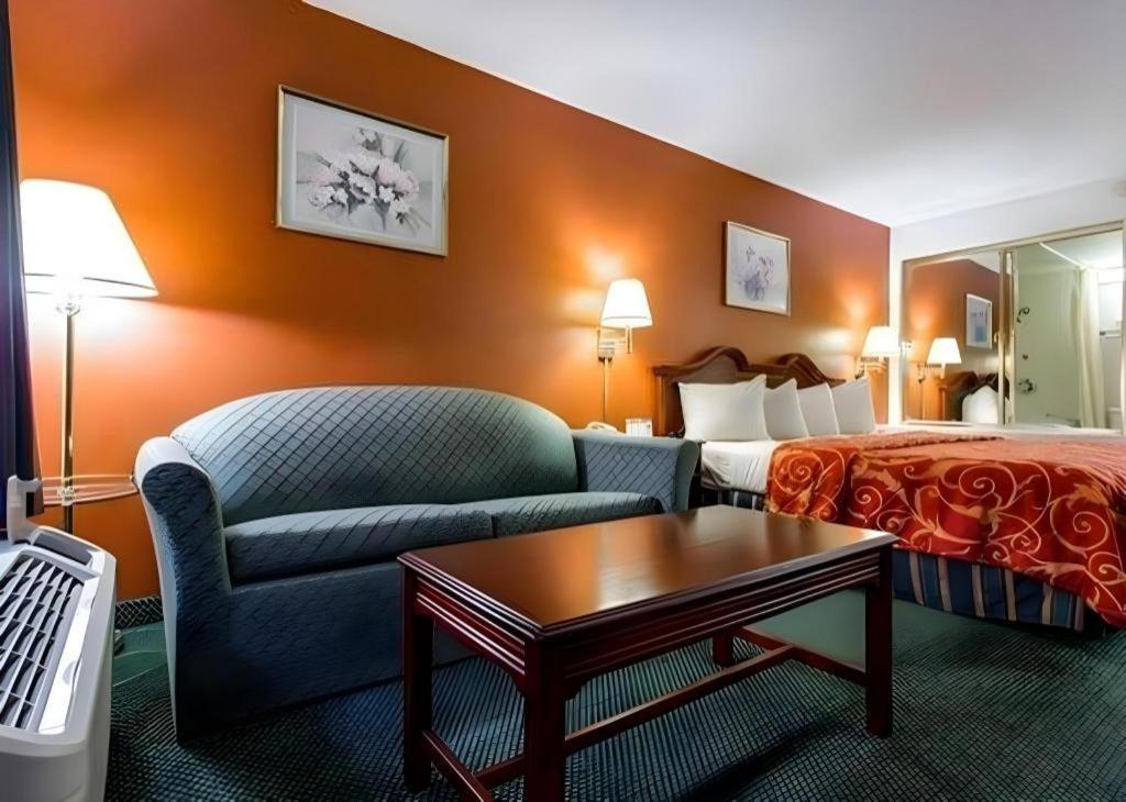 Econo Lodge South Garner Ngoại thất bức ảnh